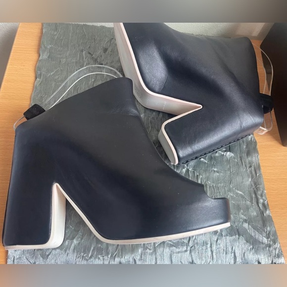 BALENCIAGA PARIS LEATHER PLATFORM WEDGES MULES BOOTIES BLACK SIZE 40/ US 9.5 - Picture 7 of 12